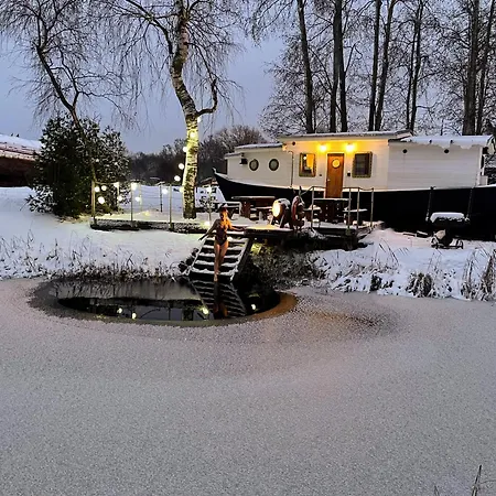 Holiday home Cozy Little House With Sauna On A Fishing Boat