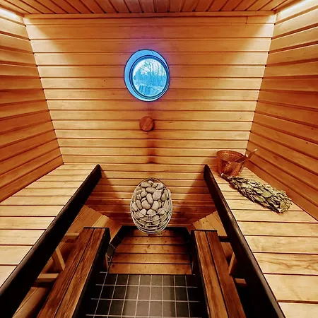 Cozy Little House With Sauna On A Fishing Boat Holiday home *