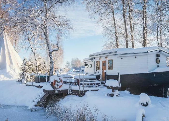 Cozy Little House With Sauna On A Fishing Boat Παρνού